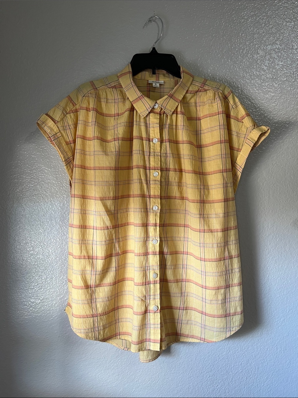 a.n.a Yellow Plaid Short-Sleeve Button-Down Shirt Sz XL Casual Vacay Chic TC0527